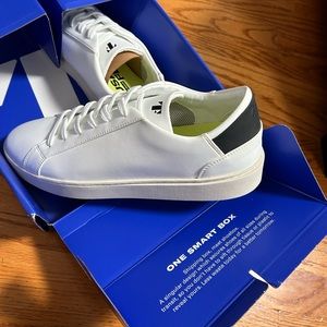 Brand new Thousand Fell Men’s lace up white sneakers. Retails for $120.